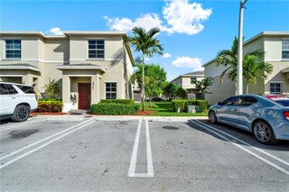 Photo of Listing #A11902034