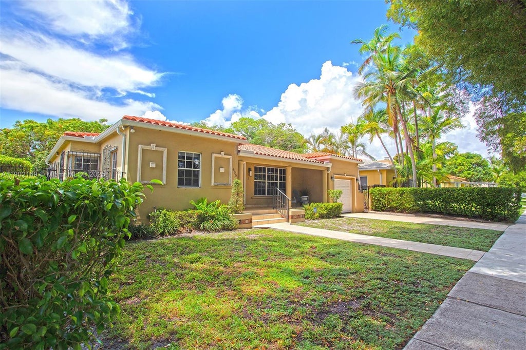 600 Sw 25th Rd, Miami