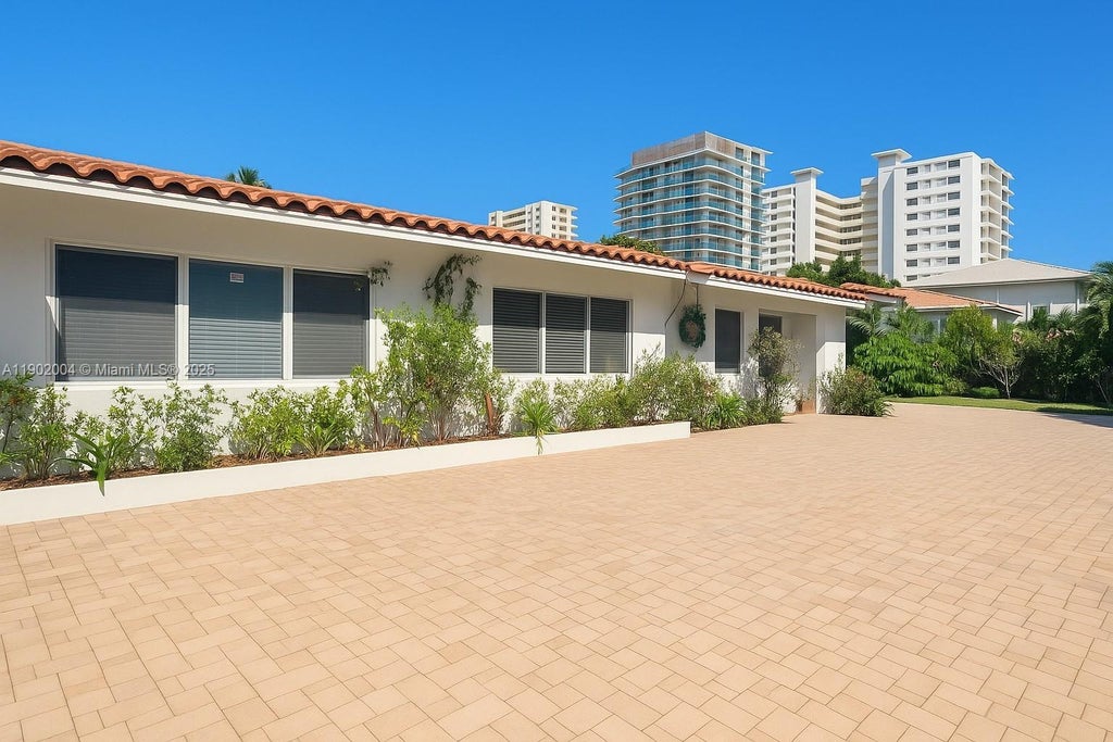 3221 Ne 7th St 2, Pompano Beach