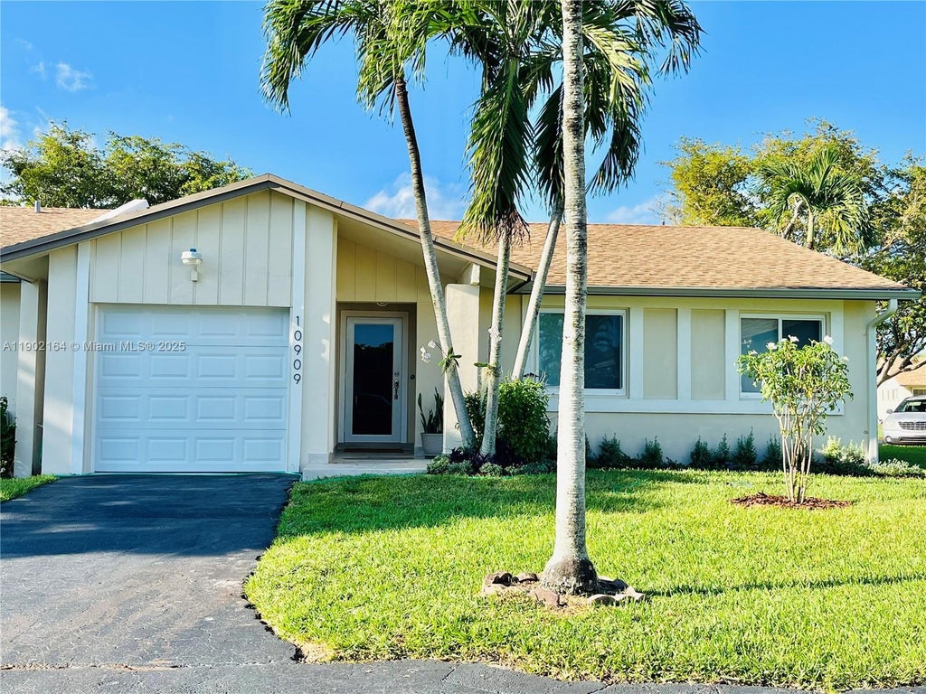 10909 Sw 117th Pl Na, Miami