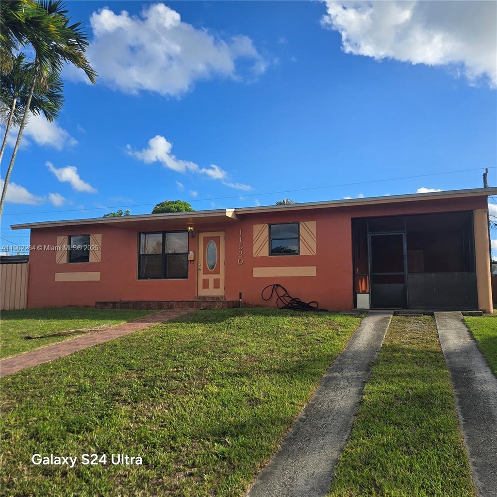 11520 Sw 186th St -, Miami