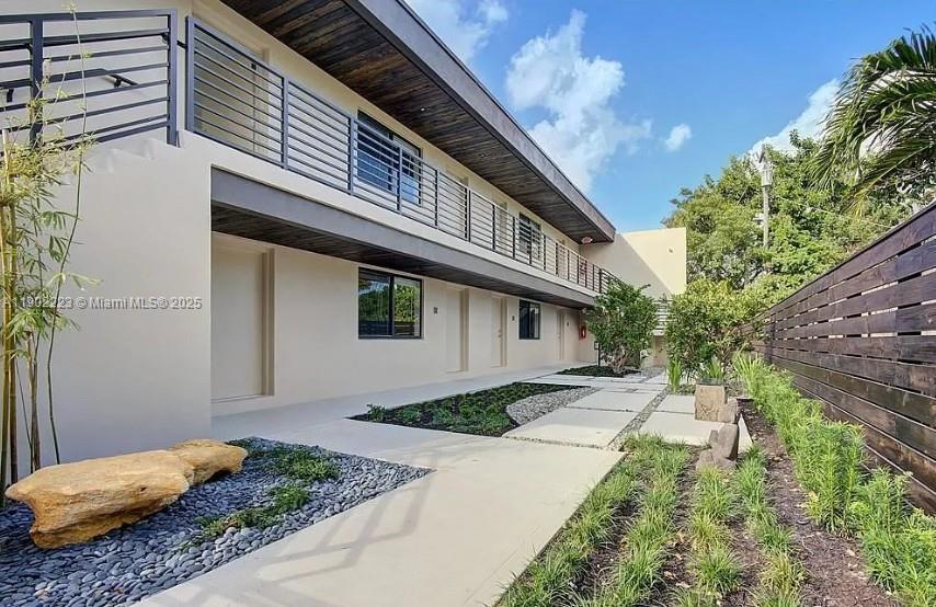 1273 Ne 38th St 1-8, Oakland Park