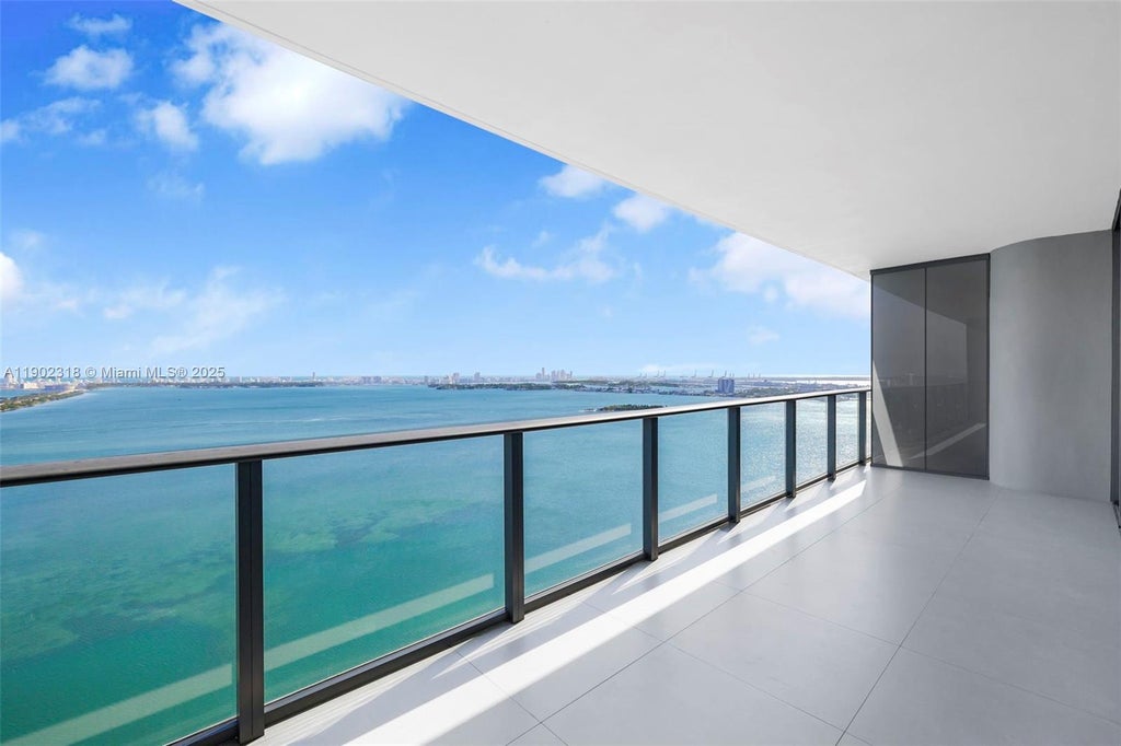 3131 Ne 7th Ave 3402, Miami