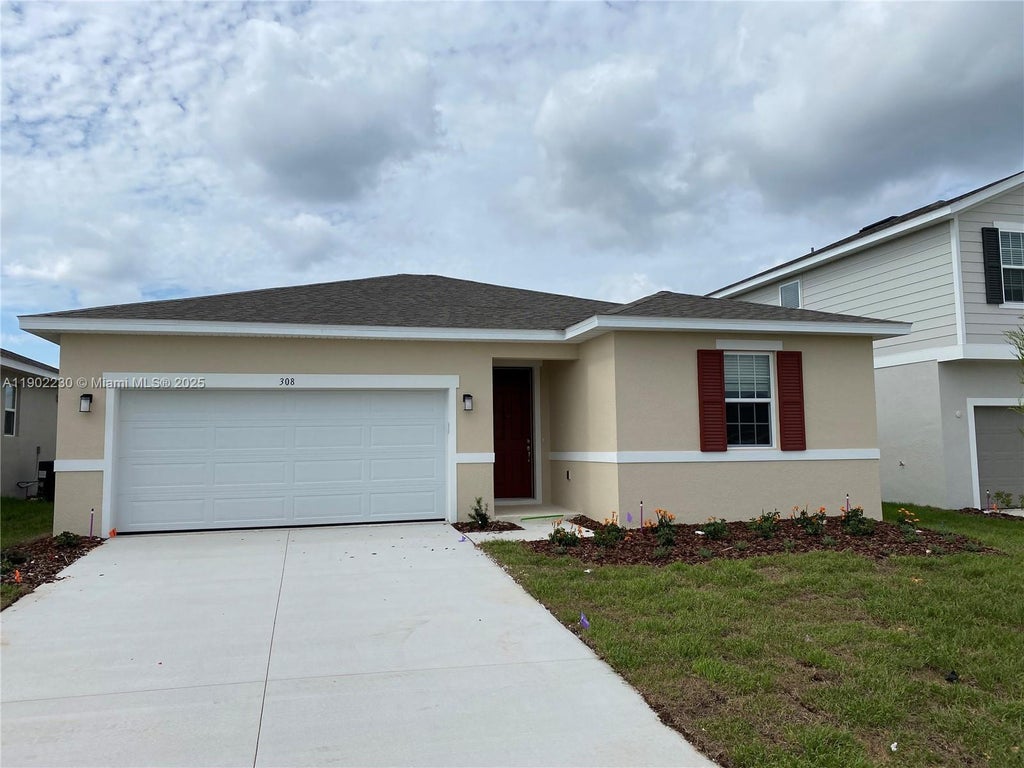 308 Lake Smart Circle 308, Winter Haven