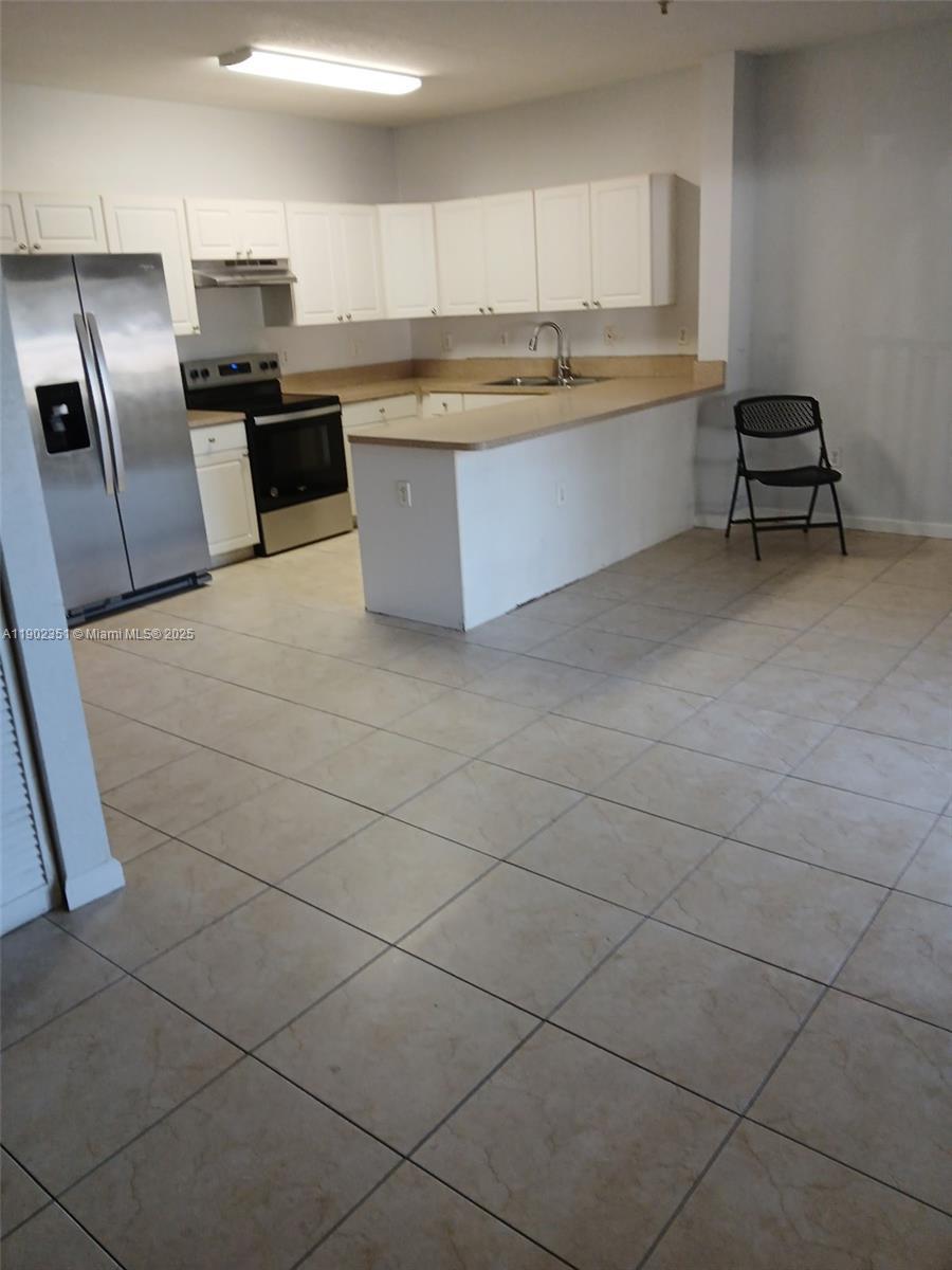 17350 Nw 67th Ave 111, Hialeah