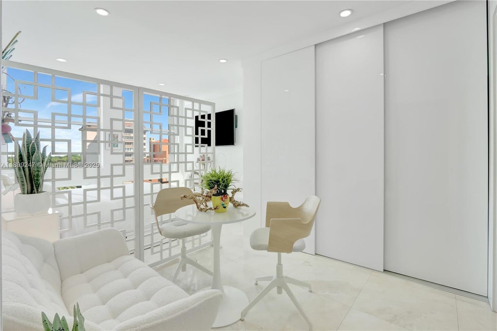 700 Sw Biltmore Way 816, Coral Gables