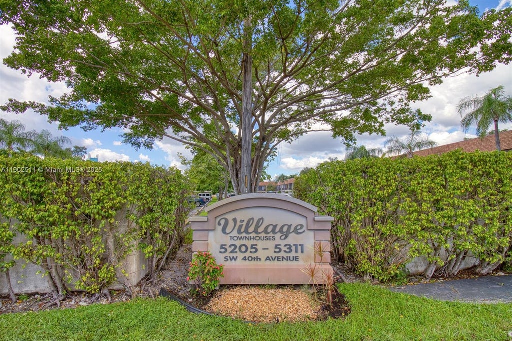 5209 Sw 40th Ave 51, Dania Beach