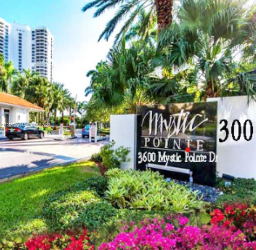 3600 Mystic Pointe Dr 509, Aventura