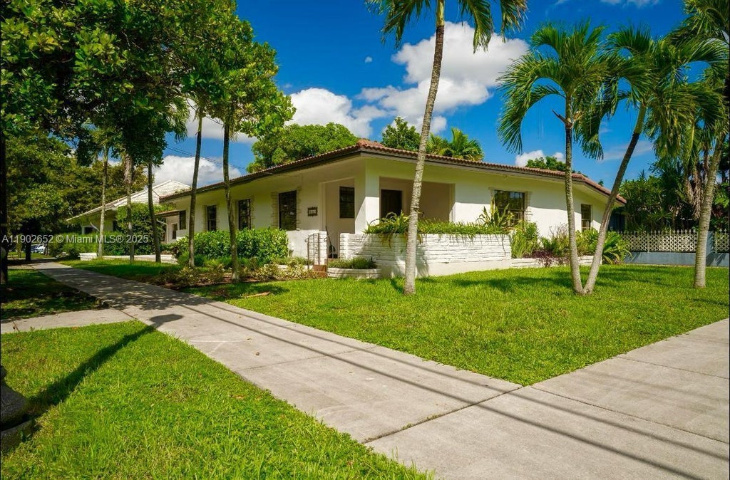 2121 Sw 13th Ave, Miami