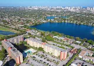 Photo of Listing #A11902841