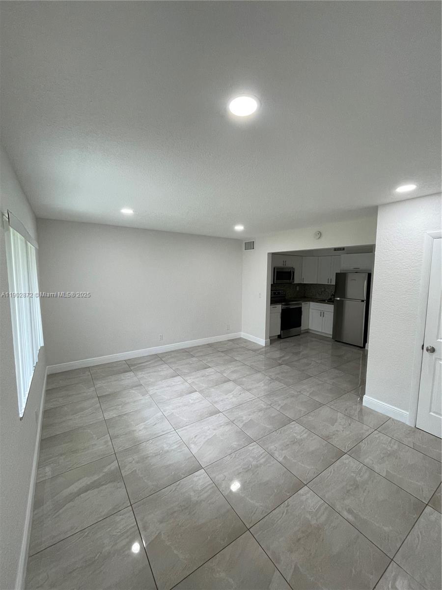 1515 S 14th Ave 10, Hollywood