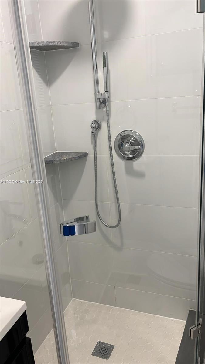 1150 Normandy Dr 102, Miami Beach