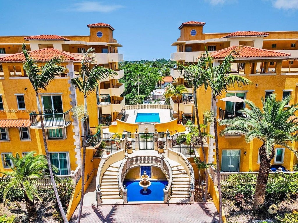 8888 W Collins Ave 113, Surfside