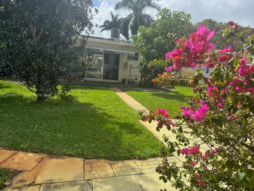 1639 Fletcher St C, Hollywood