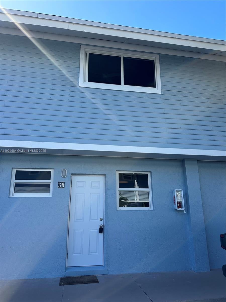 798 Crandon Blvd 38-c, Key Biscayne