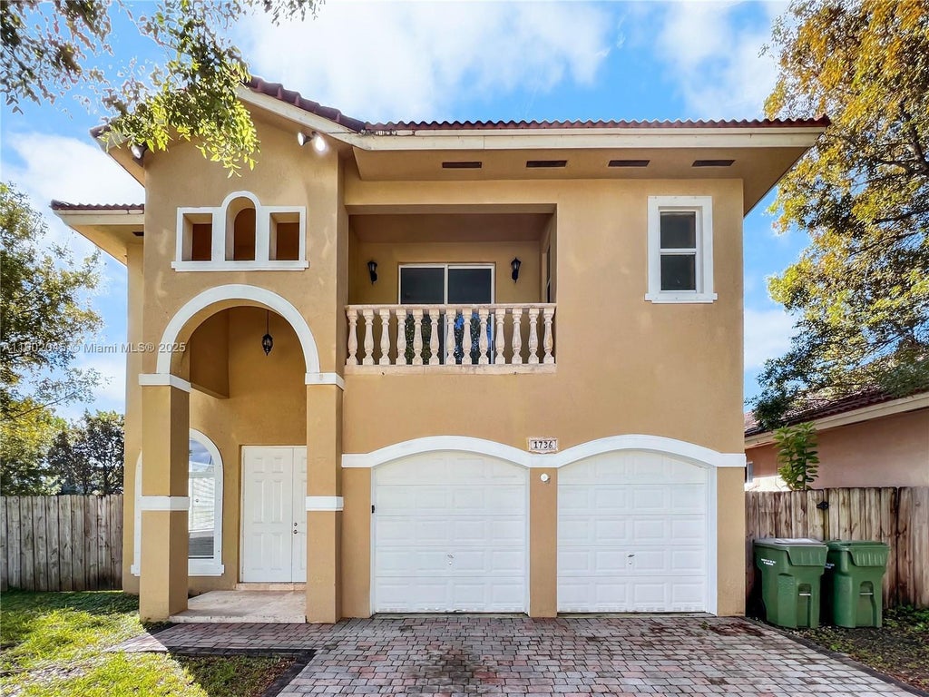 1736 Ne 9th Dr 1736, Homestead