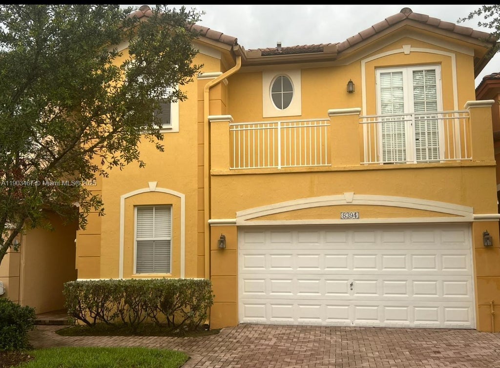 8394 Nw 113th Path, Doral