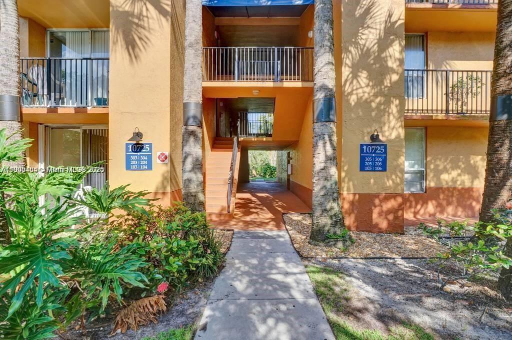 10725 Cleary Blvd 303, Plantation