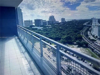 Photo of Listing #A11903440