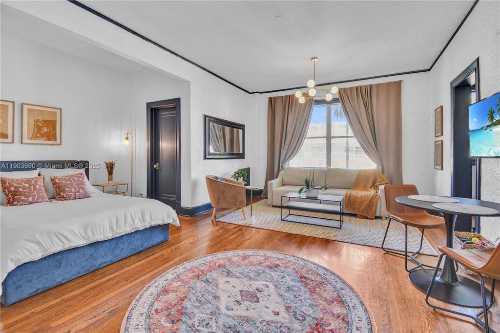 900 16th St 201, Miami Beach