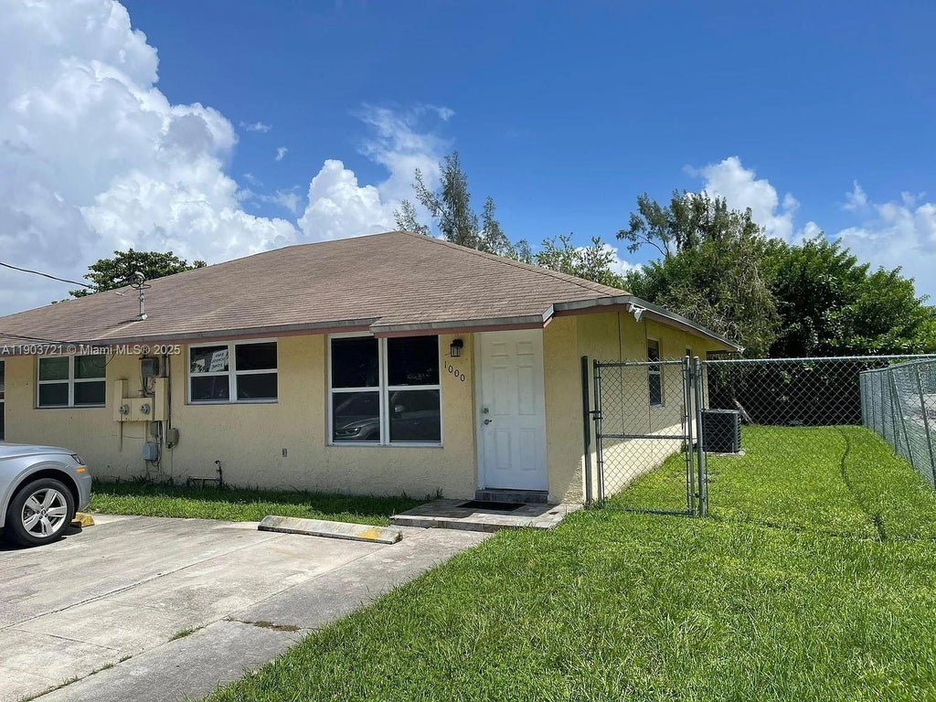 1000 Sw 8th St 1000, Hallandale Beach