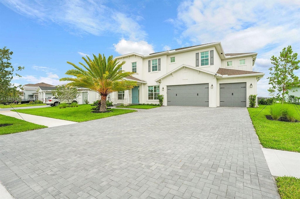 601 Hookline Cir, Loxahatchee