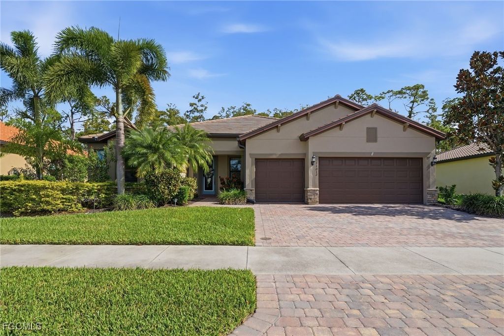 11012 Castlereagh St, Fort Myers