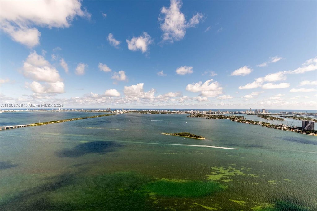 700 Ne 24 St 5405, Miami