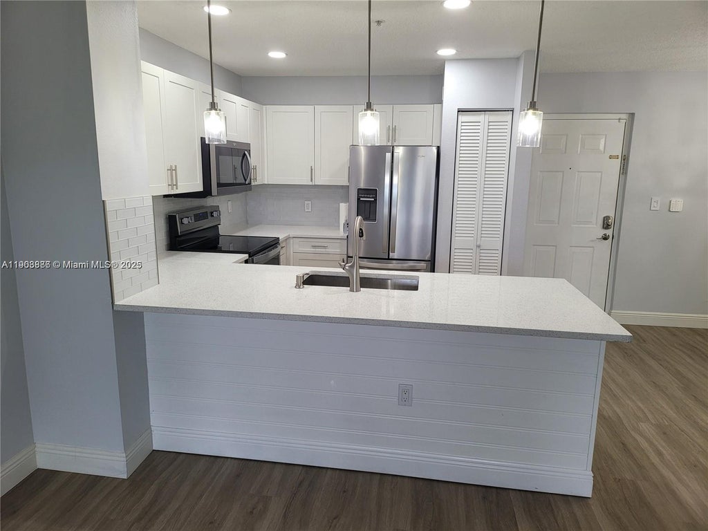 4440 Nw 107th Ave 304-7, Doral