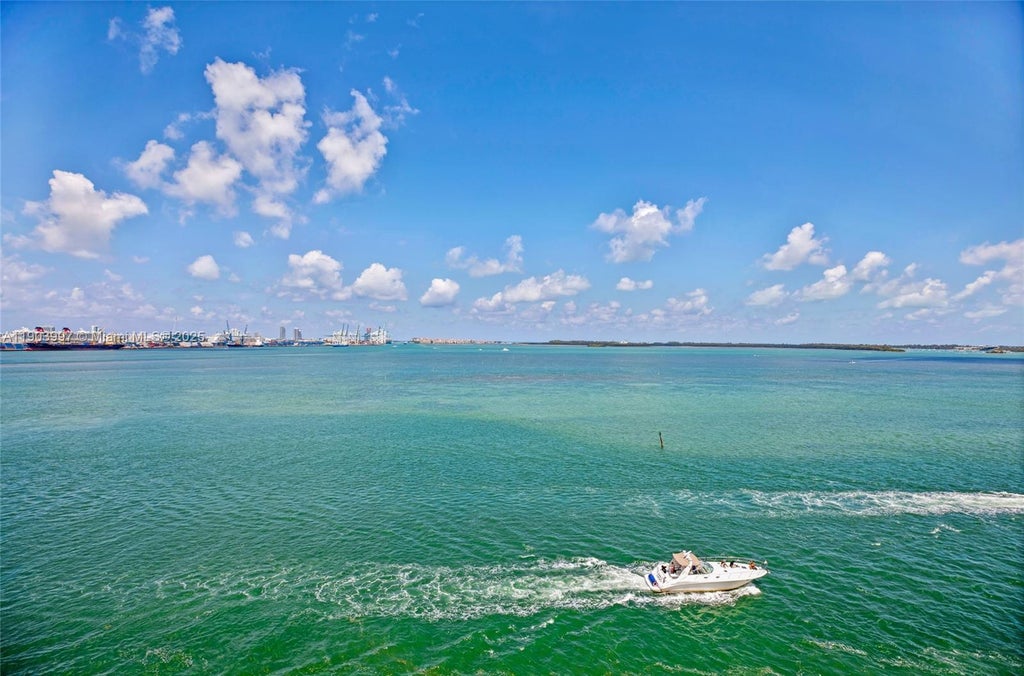 770 Claughton Island Dr 915, Miami