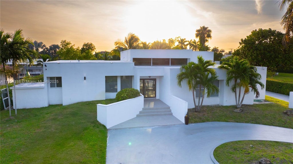 290 Nw 125th Ave, Miami