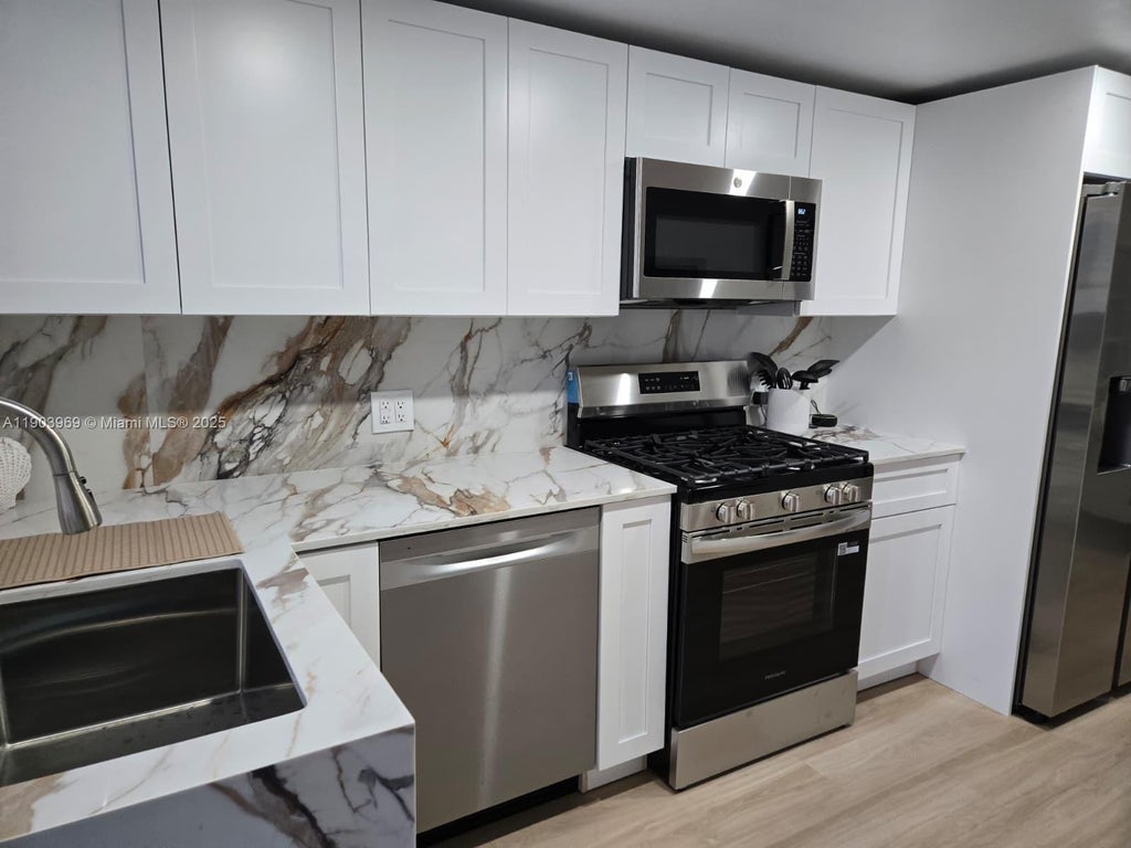 65821 Overseas Hwy 114, Long Key