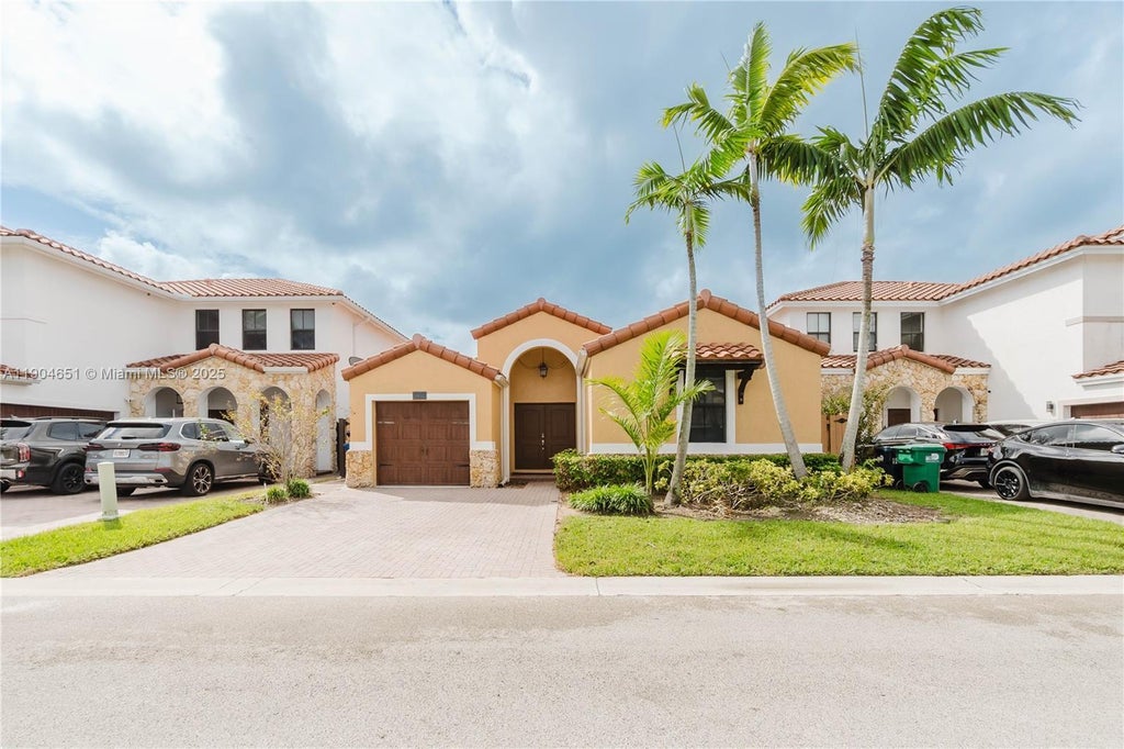 9852 Nw 10th Ter, Miami