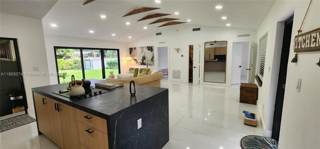 125 Ne 107th St, Miami Shores