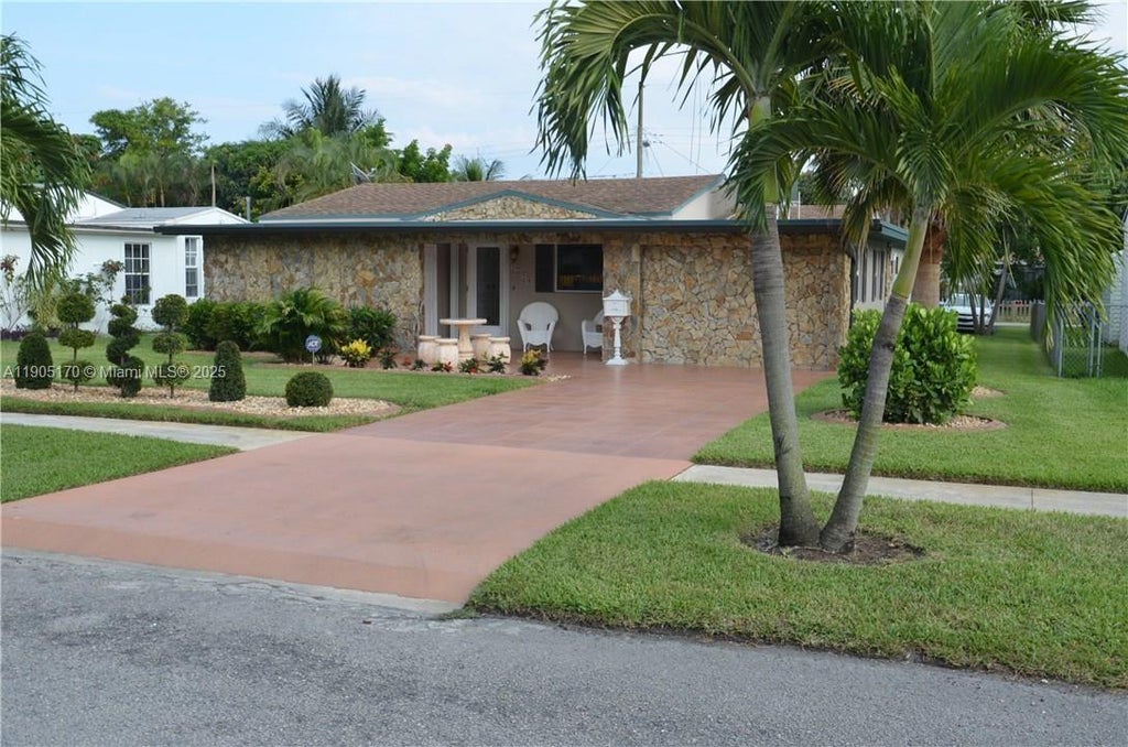 2628 Wilson St 2628, Hollywood