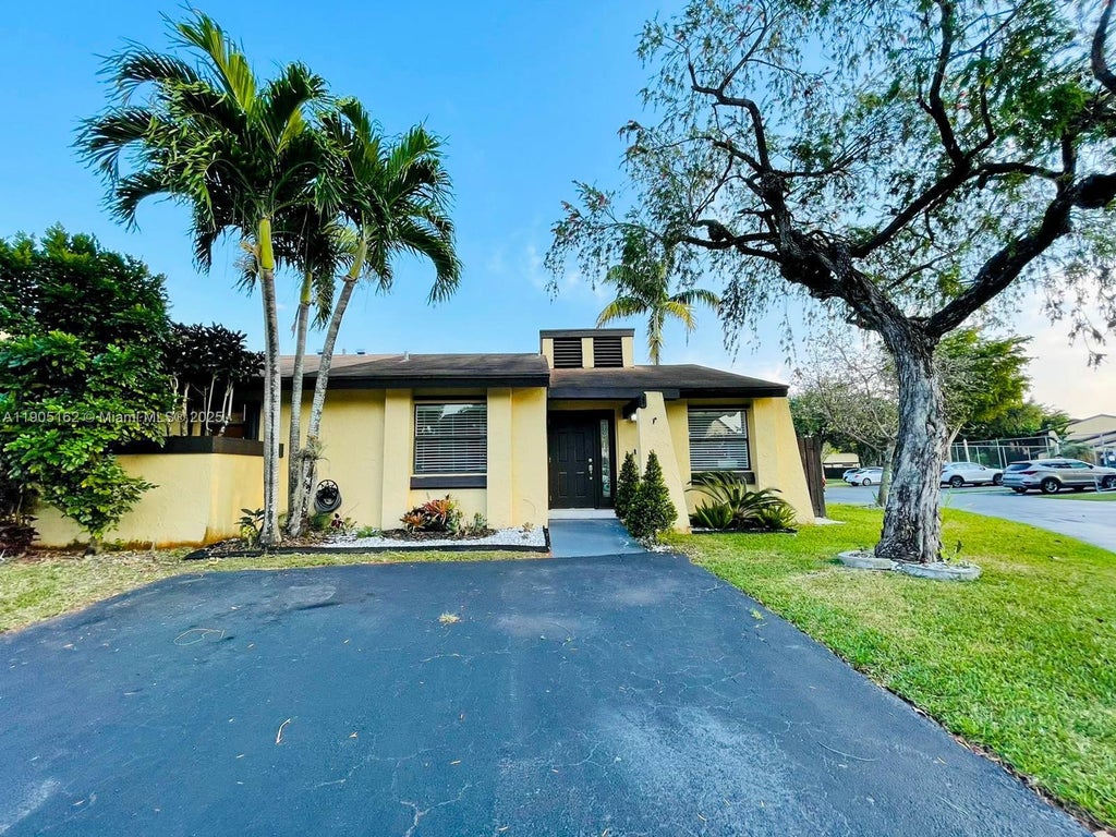 12736 Sw 66th Terr Dr 12736, Miami