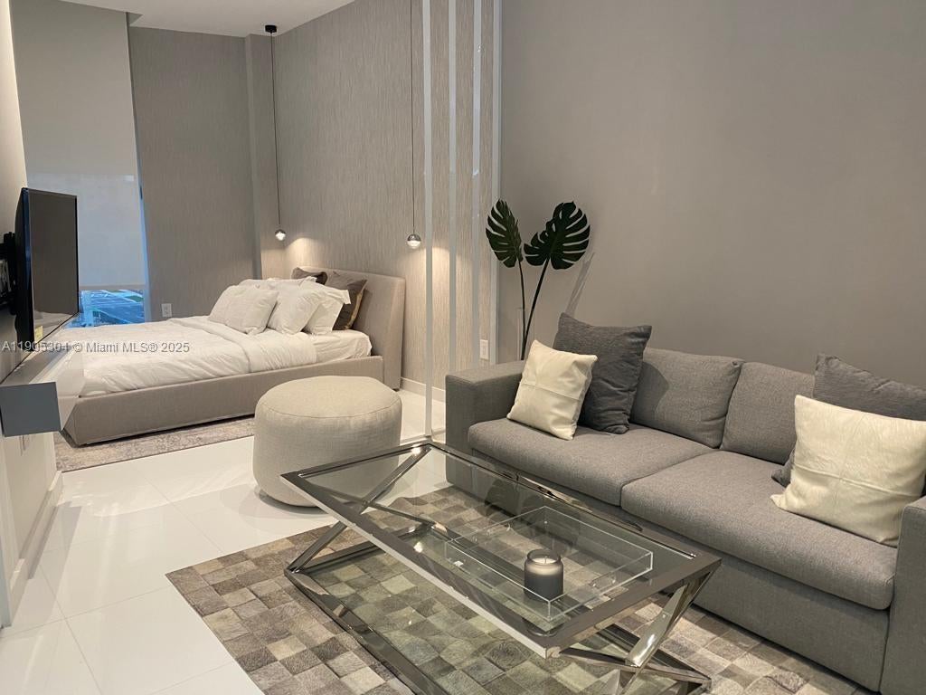 851 Ne 1st Ave 508, Miami