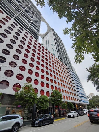 Photo of Listing #A11902606