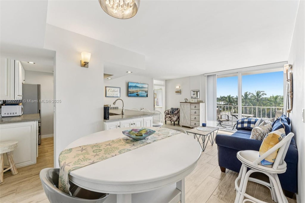 1050 Se 15th St 500, Fort Lauderdale