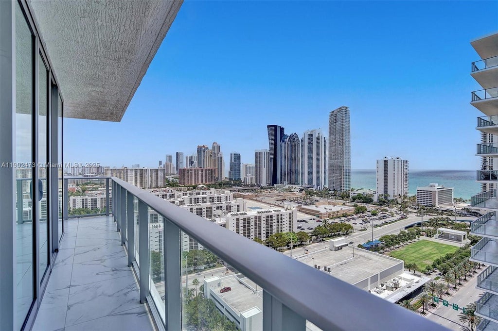 330 Sunny Isles Blvd 5-2207, Sunny Isles Beach
