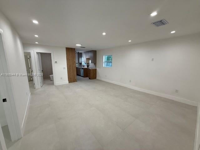 328 Ne 57th St, Miami