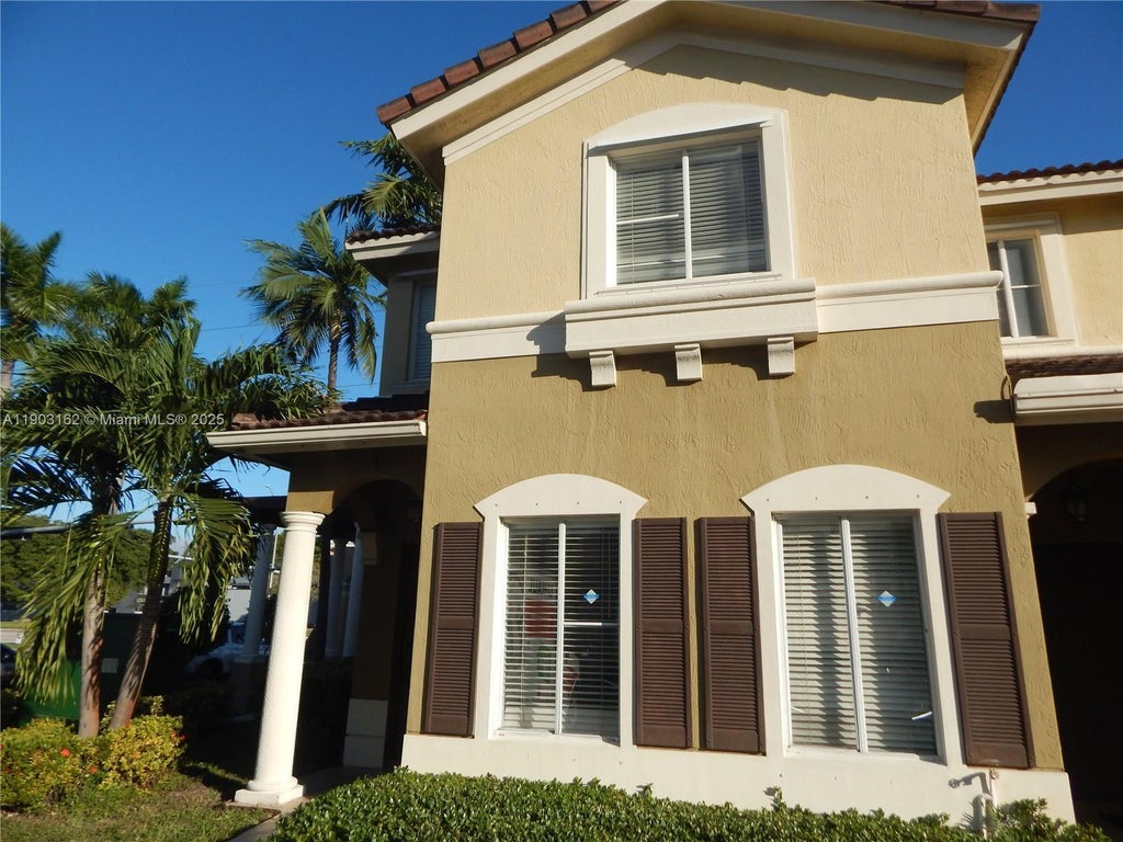 8810 W Flagler St 1, Miami