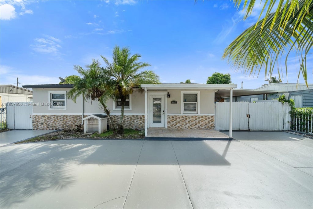 845 Nw 2nd St, Florida City