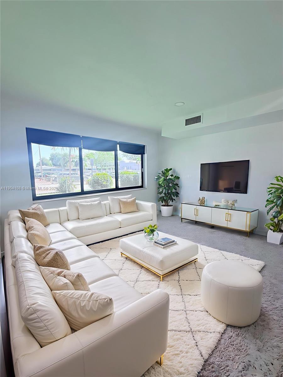 9300 Sw 52nd Ter 1, Miami