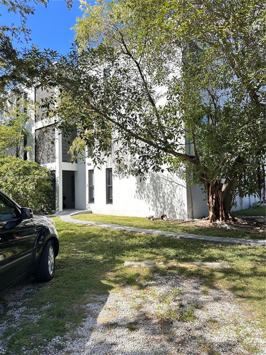 5991 Sw 76th C4, South Miami