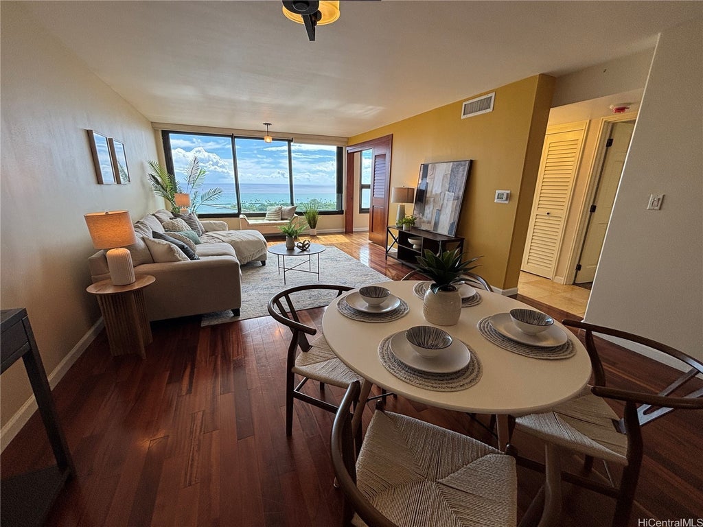 (unit #2806) 1600 Ala Moana Boulevard, Honolulu