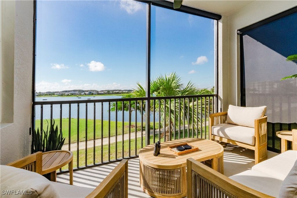 5555 Double Eagle Cir 3926, Ave Maria