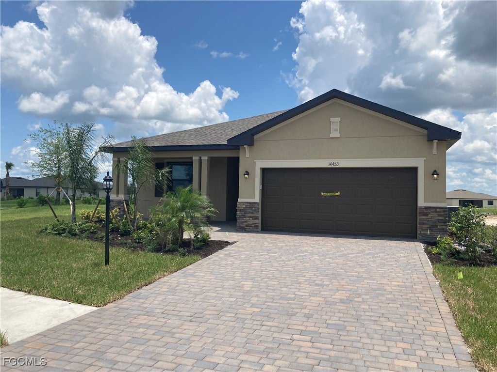 14453 Cantabria Dr, Fort Myers