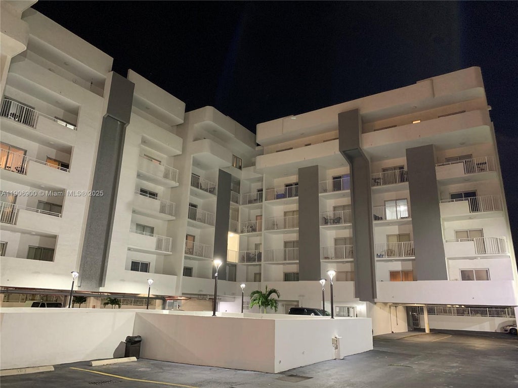 395 Ne 21st St 406, Miami