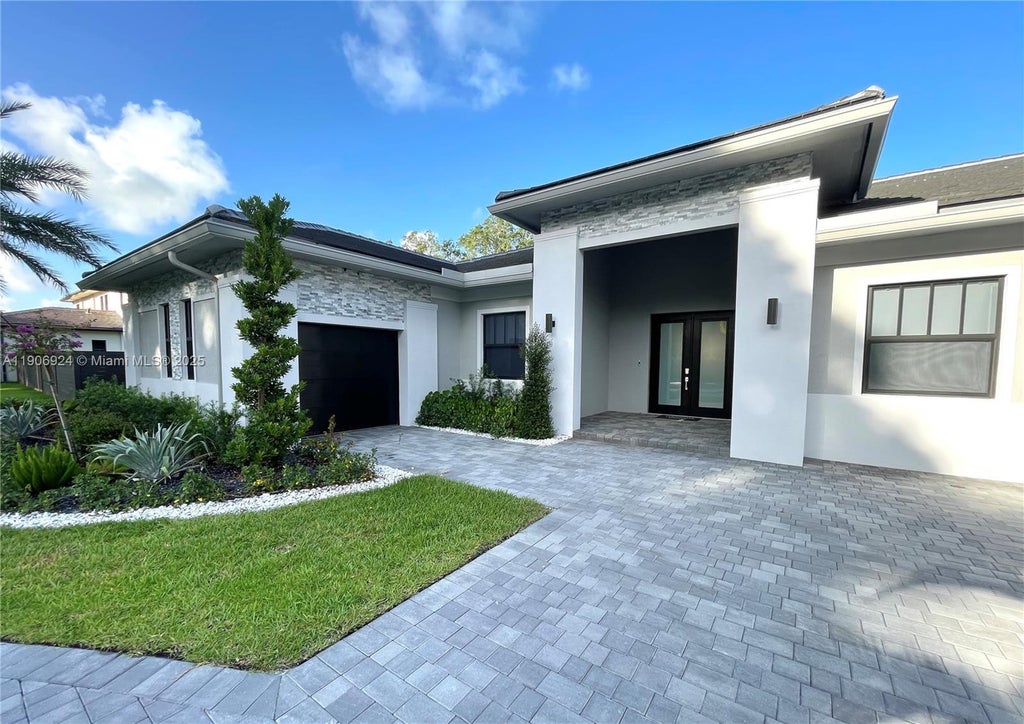 11181 Sw 92nd Ave 11181, Miami